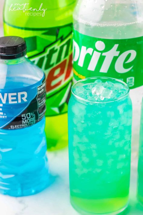 Diy Baja Blast, Baja Blast Margarita, How To Make Baja Blast, Baha Blast Recipe, Baja Blast Recipe, Baha Blast, Drunken Cherries Recipe, Taco Bell Baja Blast, Gummy Bear Drink