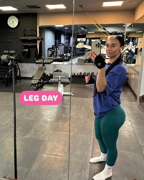 Quick & effective leg day - click for full workout Full Workout, Gym Fits, Leg Day, Wellness Fitness, Legs Day, Body Goals, Workout Videos, Gym