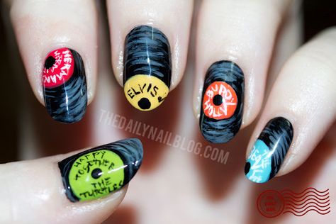 love these! Record Nails, Quirky Nail Art, Music Nails, Nail Polish Style, Band Nails, Retro Nails, For The Record, Daily Nail, Crazy Nails