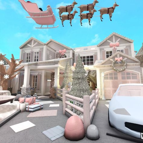 Modern Suburban House Bloxburg, Bloxburg Aesthetic Houses, Blockburg House Ideas, Suburban House Bloxburg, Apartment Ideas Bloxburg, Preppy Bloxburg, Blockburg House, Bloxburg Tips, Bloxburg Christmas