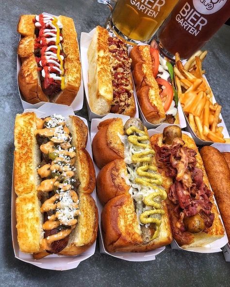 Food Truck Desserts, Hot Dog Toppings, Hot Dog Recipes, Food Concept, Recipes From Heaven, Unhealthy Food, Turkish Recipes, Scottsdale Az, Food Obsession