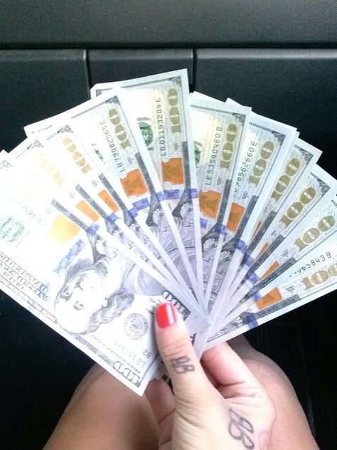 I got to hold 2000 dollars cash...today was a good day! Its brand spankin new money! Thats why it looks fake...lol. 2000 Dollars, Aldi Store, Today Was A Good Day, Vision Board Pics, New Money, Money Cash, Dream Board, Working Hard, Wall Photos