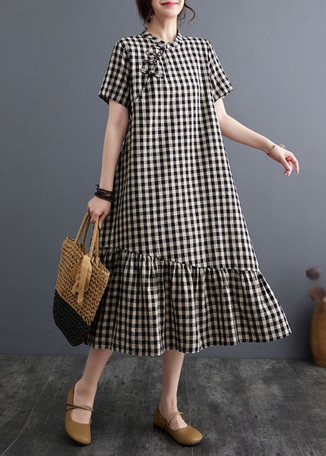 The luxurious Vintage Big Plaid Stand Collar Patchwork Cotton Dress is perfect for your summer wardrobe. Elegantly crafted with intricate details and a stand collar, this dress exudes exclusivity and sophistication. Made with high-quality cotton, it is the epitome of timeless fashion, fitting seamlessly into the world of art and literature.Fabric: Cotton 45%. Linen 55%Size & Fit:Fit: This garment fits true to size.Length: Size 2XL measures 44.07"from shoulder to hemBust: Great for any cup size. Cotton Dress Summer, Slides Women, Summer Vintage, Comfortable Room, Suit Accessories, Boho Stil, Cup Size, Dress Summer, Cotton Dress