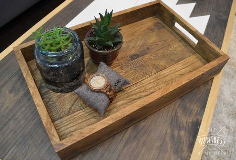 DIY Reclaimed Wood Tray (West Elm Knockoff) - DIY Huntress Pallet Wood Tray, Reclaimed Wood Diy, Reclaimed Wood Tray, Diy Serving Tray, Wood Adhesive, Wood Projects For Beginners, Pallet Project, Reclaimed Wood Projects, Tray Diy