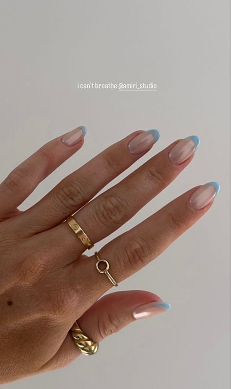 Wedding Guest Nail Inspiration, Light Nails Colors, Purple Crome Nails Design French Tip, Simple Nail Almond, Nails Europe Summer, Wedding Guest Nails Ideas Almond, Summer Wedding Guest Nails, Fun Wedding Nails For Bride, Neutral Fun Nails