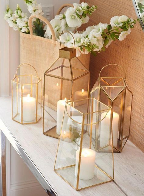 Geometric Lantern, Beautiful Wedding Centerpiece, Gold Lanterns, Lantern Centerpieces, Lantern Candle Decor, Wedding Lanterns, Metal Lanterns, Glass Lantern, Wedding Table Centerpieces