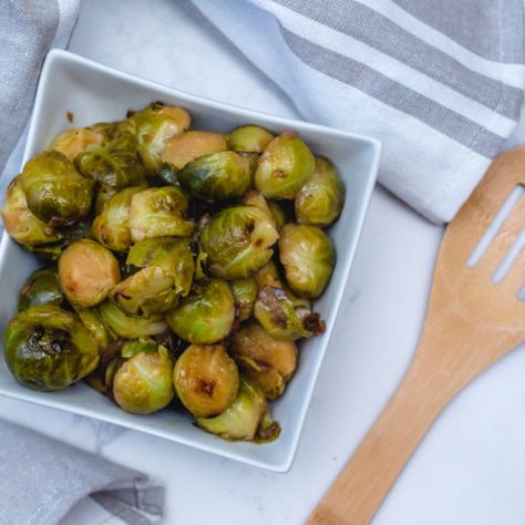 Instant Pot Roasted Brussels Sprouts - Corrie Cooks Instant Pot Brussel Sprouts, Brussels Sprouts With Pancetta, Instant Pot Veggies, Best Sides, Pot Noodle, Summer Sides, Roasted Brussels Sprouts, Eat Veggies, Best Instant Pot Recipe