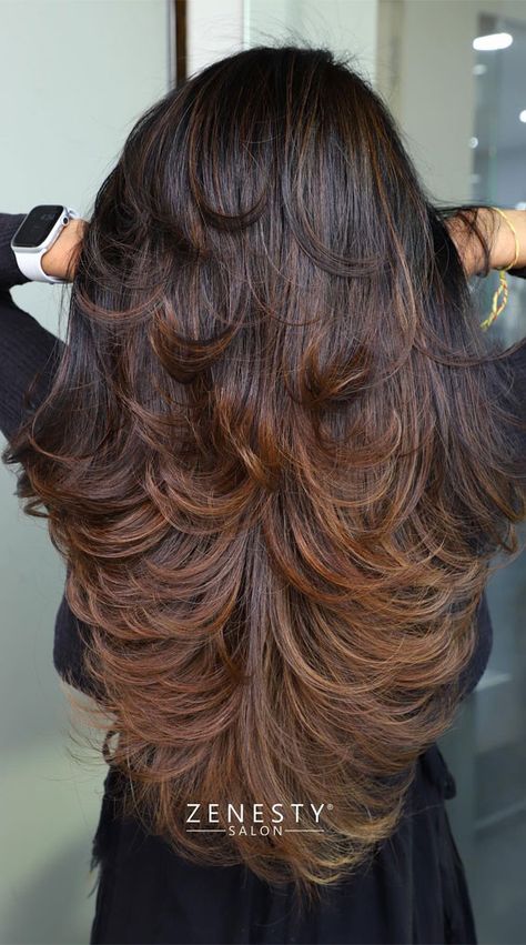 Butterfly Layers For Long Hair, Butterfly Hair Medium Length, Oval Layers Haircut, Butterfly Layered Haircut Short, A Line Haircut With Layers Medium, Super Layered Haircut, Asian Hair Layers Medium, Caramel Layered Hair, Lot Of Layers Haircut Medium