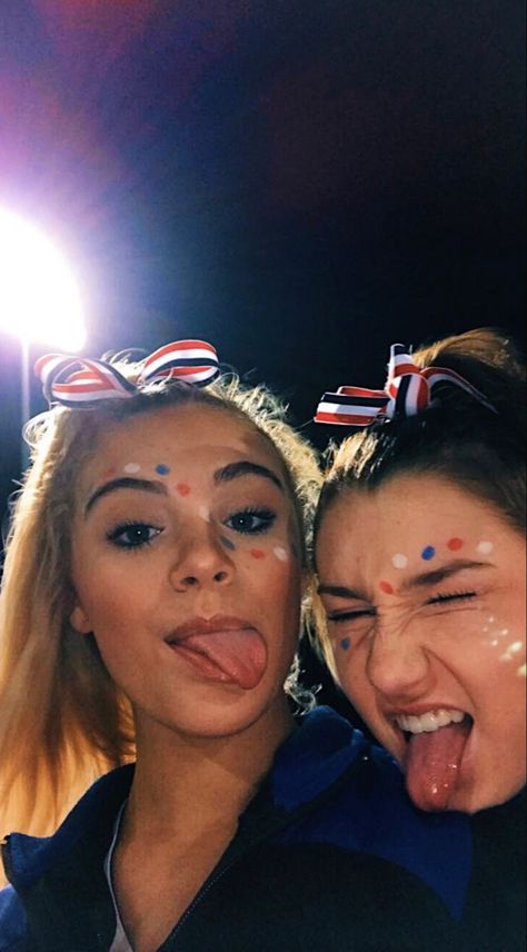 Pep Rally Makeup High Schools, Face Paint For Volleyball Games, Basketball Game Face Paint, Face Paint For Football Games Dots, Sports Day Face Paint Ideas, Face Painting Designs For Football Games, Football Face Painting Ideas, Sideline Cheer Makeup, Football Game Makeup High School