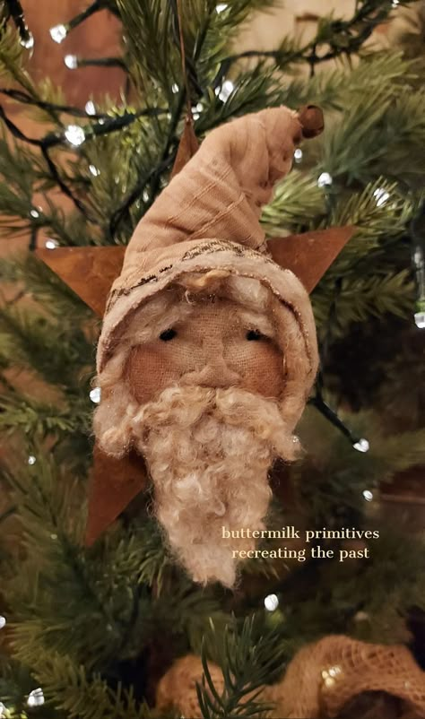 Primitive Christmas Quilts, Fabric Santa, Primitive Santa Patterns, Primitive Santa Dolls, Primitive Wood Santa Hat, Primitive Santa Hat Ornaments, Santa Claus Doll Made With Vintage Fabrics, Primitive Fall Crafts, Primitive Christmas Crafts