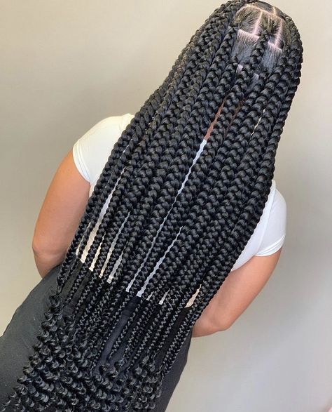 Medium Big Box Braids With Curls, Large Medium Knotless Box Braids, Big Knotless Braids With Curls, Big Plaits Box Braids, Large Goddess Knotless Box Braids, Long Large Knotless Braids, Jumbo Knotless Box Braids With Curls, Large Knotless Box Braids With Curls, Peekaboo Braids With Curls