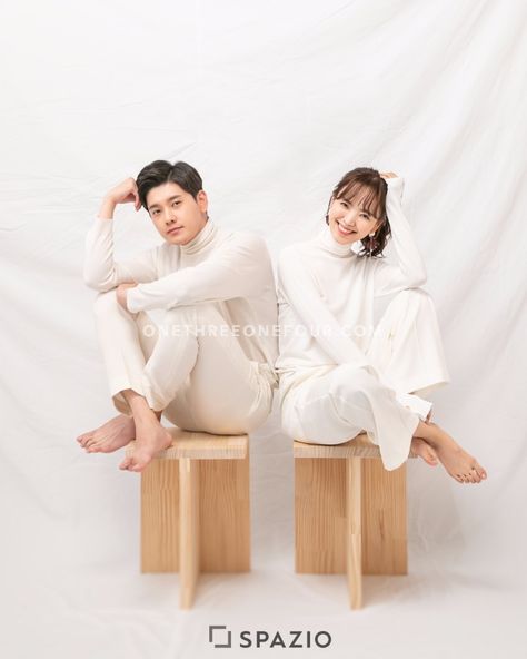 2019 New Sample "Beautiful Life" | Spazio Studio | OneThreeOneFour Korean Prewedding Photography, Korean Prewedding, Prenuptial Photoshoot, Pose Prewedding, My Dream Wedding, Pre Wedding Photoshoot Props, Korean Couple Photoshoot, Korean Wedding Photography, Pre Wedding Photoshoot Outfit