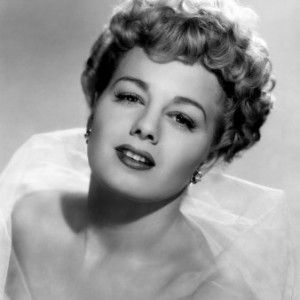 Shelly Winters, Oud Hollywood, Shelley Winters, Stars D'hollywood, Vintage Actresses, Movie Actors, Shirley Jones, Star Struck, Classic Movie Stars