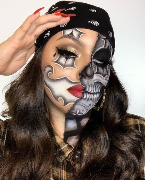 Black And White Halloween Makeup, Chicana Clown Makeup, Gangster Clown Makeup, Chicana Makeup, Chola Aesthetic, Creepy Love, Bruja Halloween, Chola Makeup, Creepy Clown Makeup