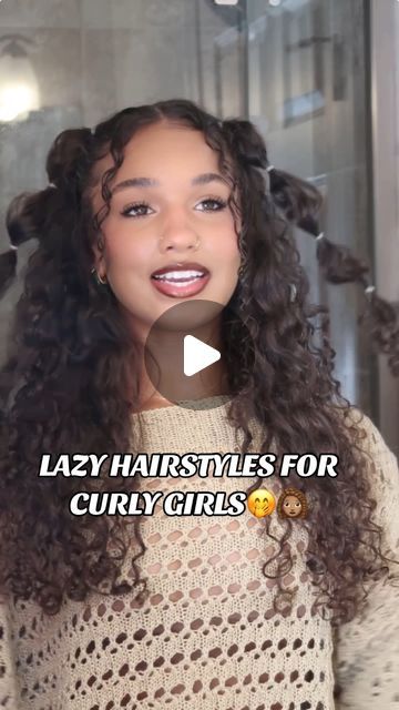 Ashlee West 🥥 on Instagram: "Bubble braids are my favorite fr 🤌🏽" Curly Hair With Bubble Braid, Bubble Hairstyles Half Up Half Down, Cute Bubble Braid Hairstyles Curly Hair, Curly Hair Bubble Braid Half Up, Bubble Braids For Curly Hair, Bubble Hairstyle Curly Hair, Curly Hairstyles Down Natural Curls, Bubble Braids On Curly Hair, Curly Bubble Braid