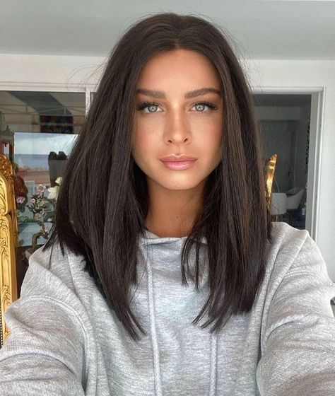 Featuring Mua’s Worldwide’s Instagram photo: “Beauty💕 Yes or No? Send DM for credit🥰” Long Bobs, Medium Haircuts, Blonde Bob Hairstyles, Long Bob Haircuts, Hair Color Auburn, Hair Color Techniques, Blonde Hair Looks, Shoulder Length Hair Cuts, Hair Product