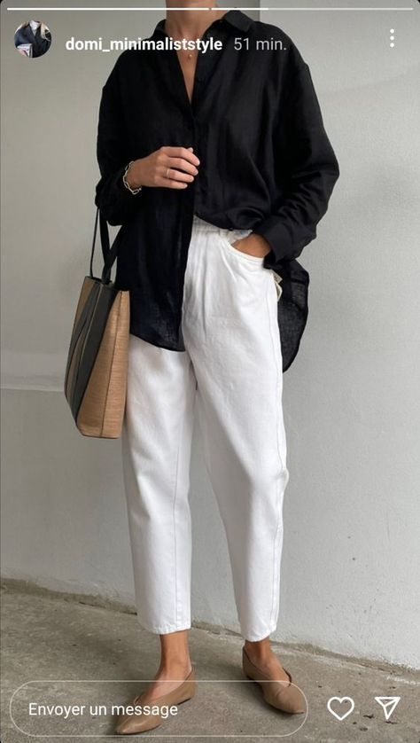 Co Order Outfit, Linen Outfit Inspiration, Theatre Outfit Summer, Weekend Outfits For Women Spring, White Linen Top Outfit, Summer Conference Outfits Women, Spring Professional Outfits Women, Minimalist Summer Fashion, Minimal Fashion Summer