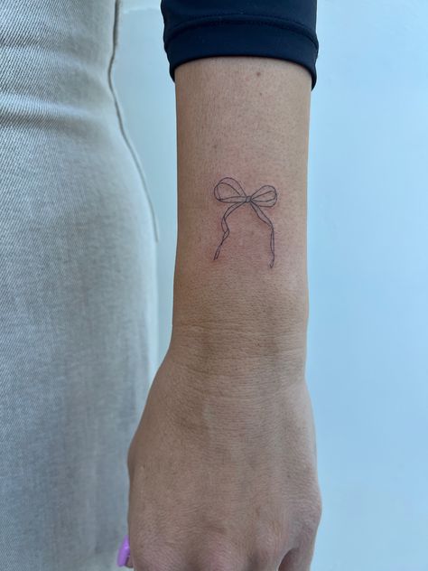 Feminine dainty tattoo Tiny tattoo Dainty tattoo Wrist Bow Tattoo, Bow Wrist Tattoo, Ribbon Bow Tattoo, Dainty Bow Tattoo, Dainty Wrist Tattoos, Titanic Tattoo, Tattoo Dainty, Dainty Tattoo, Tattoo On Wrist