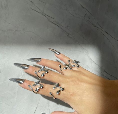 Dope Jewelry, Silver Nails, Funky Jewelry, Manicure Y Pedicure, Cartier Love Bracelet, Dream Jewelry, Jewelry Inspo, How To Do Nails, Makeup Nails