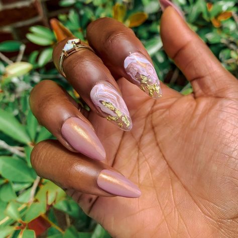 Chenise | Atlanta Blogger on Instagram: “I love the versatility in press on nails so a couple of weeks ago I was looking into black-owned nail businesses and found…” Versatile Nail Designs, Nail Polish Designs, Press On Nails, A Couple, Atlanta, Nail Designs, Nail Polish, Blogger, I Love