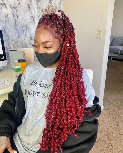 Bohemian Passion Twist Color, Long Passion Twist With Color, Passion Twists Hairstyle Long Color, Red Passion Twists Hairstyle, Passion Twists With Color, Burgundy Passion Twists, Red Passion Twists, Daijah Core, Goddess Passion Twists