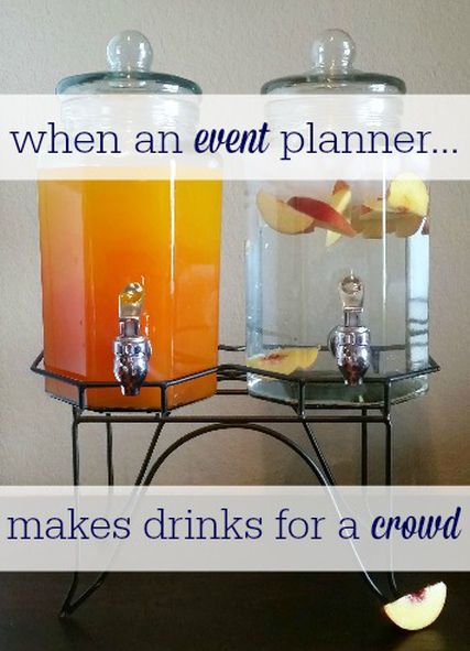 whenaneventplanner | makes drinks for a crowd Party Drinks For A Crowd, Pool Party Punch, Graduation Menu, Boozy Punch, Wedding Punch, Christmas Drinks Alcohol Recipes, Pitcher Drinks, Alcoholic Punch Recipes, Brunch Event