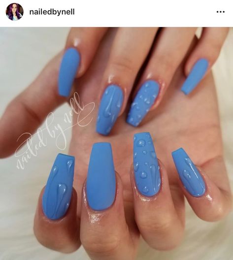 Raindrop Nails Acrylic, Blue Bubble Nails, Raindrop Nail Designs, Water Drip Nails, Raindrop Nail Art, Nails 2023 Blue, Rain Drop Nails Design, Bubble Design Nails, Acrylic Nails Water Drops