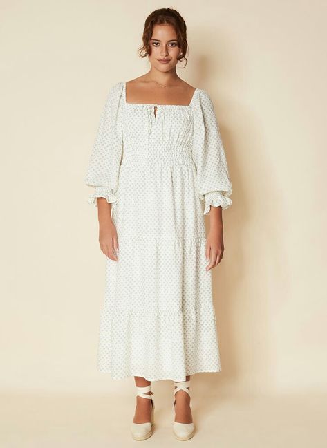 Pretty Summer Dresses, Boho Chic Dress, Tiered Skirts, Dresses Cute, Faithfull The Brand, Romantic Dress, Wardrobe Inspiration, Classic Elegant, Tier Skirt