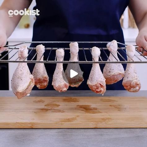 7,169 likes, 72 comments - cookistwow on January 9, 2024: "Hang the chicken drumsticks between the oven rack 😍 This unusual method to cook chicken is a must-try! You'll love the result ❤️ 👉INGREDIENTS 6-8 chicken legs 8-10 medium potatoes 1 tsp salt 1/2 tsp black pepper 1/2 tsp oregano 1/2 tsp rosemary 1 tbsp oil 1/2 tsp salt 1/2 tsp black pepper 1/2 tsp rosemary 👉METHOD Sprinkle chicken legs with salt, pepper, oregano, and rosemary. Put chicken legs into the baking pan. Cut potatoes and mi Chicken Drumstick Oven Recipes, Best Chicken Drumsticks Recipes, Roast Chicken Drumsticks Oven, Chicken Leg Pops, Baking Chicken Legs In Oven, Chicken Drumsticks In The Oven, Chicken Drum Sticks In Oven, Chicken Legs Recipe, Chicken Legs Recipes For Dinner