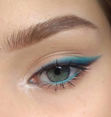 Prom Eye Makeup, Cute Eye Makeup, Eye Makeup Pictures, Smink Inspiration, Pinterest Makeup, Makijaż Smokey Eye, Eye Makeup Designs, Dope Makeup, Colorful Eye Makeup