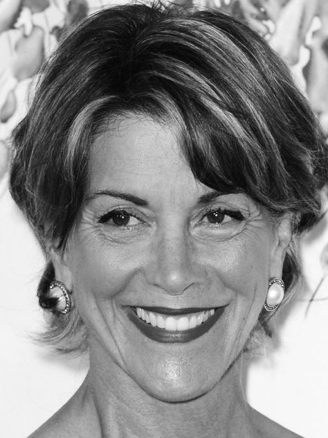 Wendy Malick, Wendie Malick, Iconic Style, Iconic Women, Inspirational Women, Short Hair Cuts, Style Icons, Short Hair, Short Hair Styles