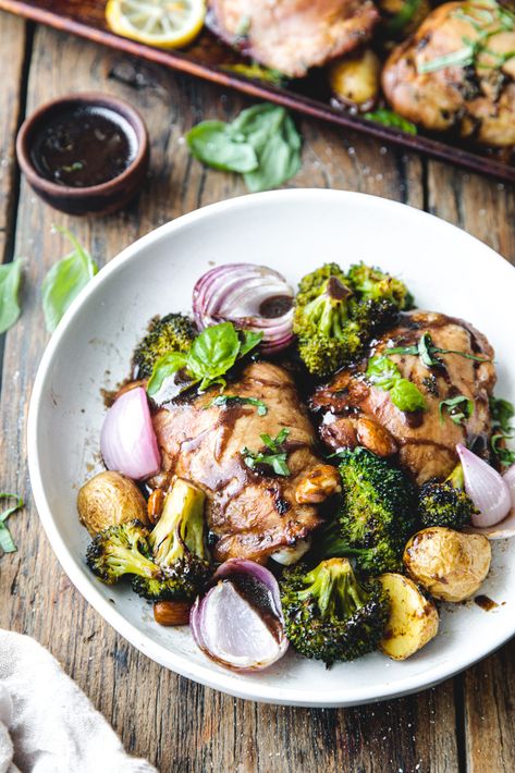 One Pan Balsamic Chicken, Beginner Cooking, Chicken Delight, Chicken Bake, Small Potato, Balsamic Chicken, Cooking For Beginners, Chicken Broccoli, One Pan