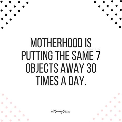 Working Mom Humor, Motherhood Quotes Funny, Family Quotes And Sayings, Quotes For Moms, Relatable Mom, Mom Life Funny, Mum Quotes, Motherhood Quotes, Mommy Quotes