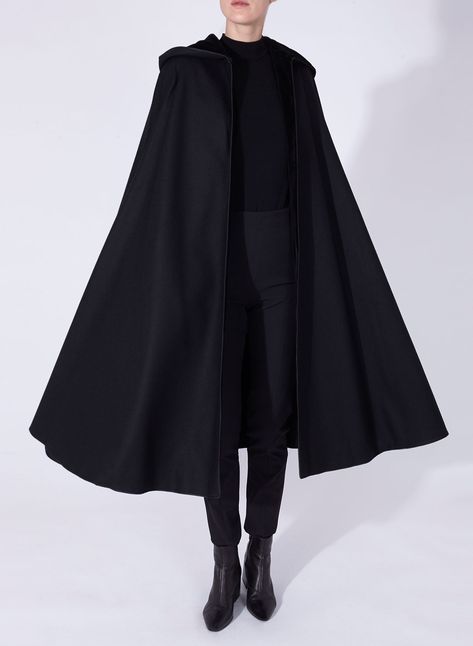 Black Cape Outfit, Cape Outfits For Women, Cape Outfit, Outfit Aesthetics, Black Cloak, Cape Fashion, Cape Designs, Hooded Cloak, Capes For Women