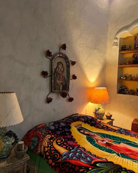 Mexican Cottagecore Aesthetic, Clean Mexican Aesthetic, Mexican Faerie Aesthetic, Mexican Household Aesthetic, Daniela Garza, Mexican Room, Vintage Western Decor, Mexican Summer, Mexican Bedroom