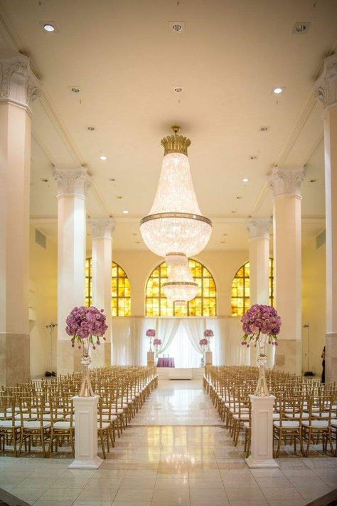 This ultra glam Atlanta wedding planned and designed by Lemiga Events is, without a doubt, the highlight of my day! “Ashlynn and Terrell decided on a Hollywood Glam theme for their wedding at 200 Peachtree,” said Wedding Planner Michelle Gainey of Lemiga Events. Featuring grand chandeliers and tall ceilings, 200 Peachtree provided the perfect backdrop for a celebration […] Brocket Hall, Nigerian Engagement, Stairway Decor, Highlight Of My Day, Hollywood Glam Wedding, Atlanta Wedding Venues, Wedding Glam, Downtown Atlanta, Scene Setters