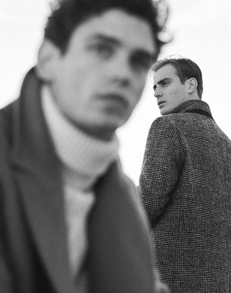 Nature Editorial, Arthur Gosse, Twin Photography, Male Pose Reference, Creative Poses, Male Models Poses, Portrait Photography Men, Mens Editorial, Men Photoshoot