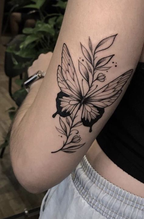 Butterfly Thigh Tattoo, Unique Butterfly Tattoos, Tattoos For Women Half Sleeve, Small Pretty Tattoos, Unique Butterfly, Wrist Tattoos For Women, Stylist Tattoos, Tattoo Style Drawings, Shoulder Tattoos For Women