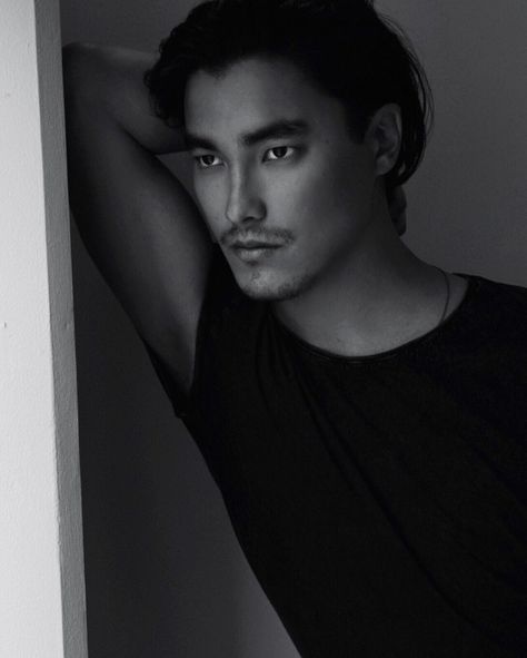 Remy Hii, Hottest Male Celebrities, British Men, Asian Actors, Male Face, Male Beauty, Celebrities Male, Face Claims, Asian Beauty