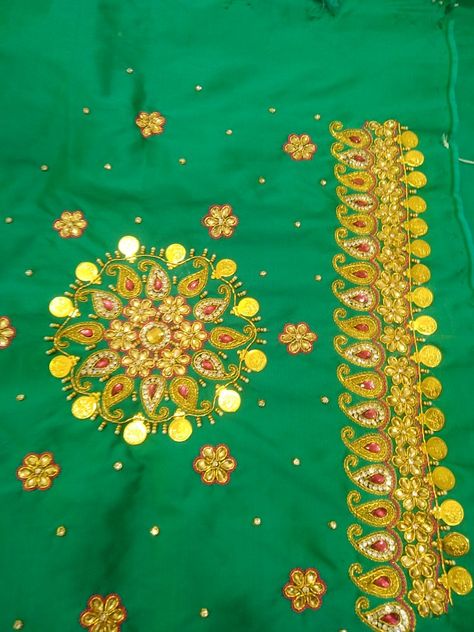 Aari Designs, Kids Blouse Designs, Kutch Work, Kids Blouse, Sari Blouse Designs, Maggam Work Blouse Designs, Fancy Blouse, Maggam Work Blouses, Work Blouses