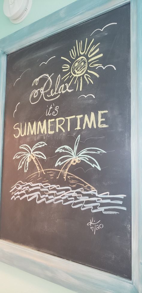 Beach Chalkboard Art, Summer Chalkboard Ideas, Summer Chalkboard Art, Summer Chalkboard, Chalkboard Wall Art, Hawaii Party, Chalkboard Ideas, Steak House, Chalkboard Wall