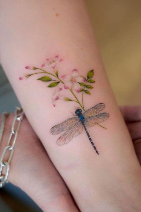 Dragonfly Flower Tattoo, Small Dragonfly Tattoo, Flying Tattoo, Dragonfly Tattoo Design, Female Tattoos, Insect Tattoo, Intricate Tattoo, Inspiration Tattoo, Skeleton Hand Tattoo