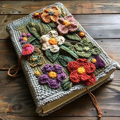 Crochet Bible Cover, Crochet Book Cover, Crochet Backpack Pattern, Crochet Book, Money Wallet, Bible Cover, Toy Crochet, Crochet Blog, Bible Covers