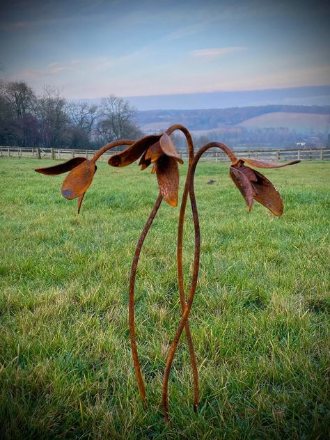 Exterior Rustic Rusty Metal Snowdrops Flower Garden Art Garden | Etsy Snowdrops Flower, Flower Garden Art, Metal Yard Art, Garden Art Sculptures Diy, Metal Garden Art, Rusty Metal, Garden Art Sculptures, Art Garden, Garden Signs