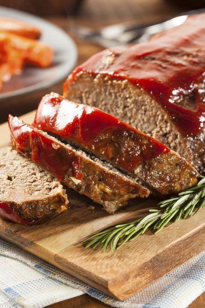 How to Cook Meatloaf in the Microwave Secret Ingredient Meatloaf, Quick Easy Meatloaf Recipe, Crockpot Meatloaf, How To Make Meatloaf, Classic Meatloaf Recipe, Good Meatloaf Recipe, Classic Meatloaf, Best Meatloaf, Crock Pot Recipes