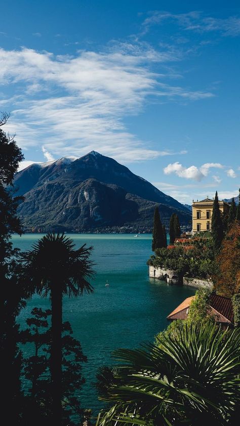 Lac Como, Comer See, Back Ground, Iphone Backgrounds, Pretty Landscapes, Jet Lag, Dream Holiday, Beautiful Places To Travel, Lake Como