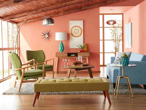 Coral, Green, Blues, and Yellow make for eclectic mix that works in this Mid Century Modern room. Mcm Living, Modern Living Room Ideas, Mid Century Modern Interior Design, Salon Suites, Retro Living Rooms, Mid Century Living, Mid Century Living Room, Mid Century Modern Living, Mid Century Modern Living Room