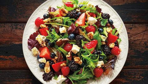 Green Salad With Strawberries, Lemon Honey Dressing, Berry Salad Recipe, Mixed Greens Salad, Pine Nuts Salad, Salad With Strawberries, Mixed Green Salad, Blueberry Salad, Honey Dressing