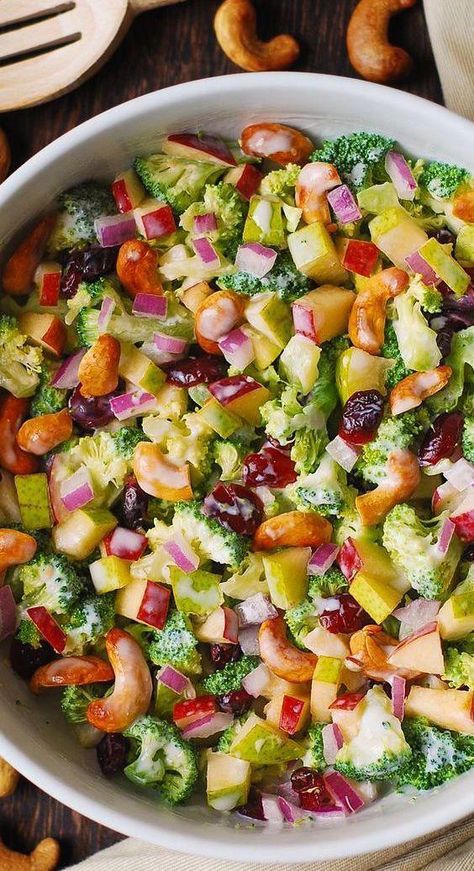 Broccoli Cashew Salad with Apples, Pears, and Cranberries is tossed with the most delicious homemade creamy salad dressing. This is an easy and healthy recipe packed with fruits and veggies. #broccoli #salad #cashews #apples #pears #cranberries #broccolisalad #Zero-WasteSaladIdeas Broccoli Cashew Salad, Broccoli Cashew, Cashew Salad, Crunchy Broccoli, Creamy Salad, Salad With Apples, Creamy Salad Dressing, Salad Ideas, Strict Diet