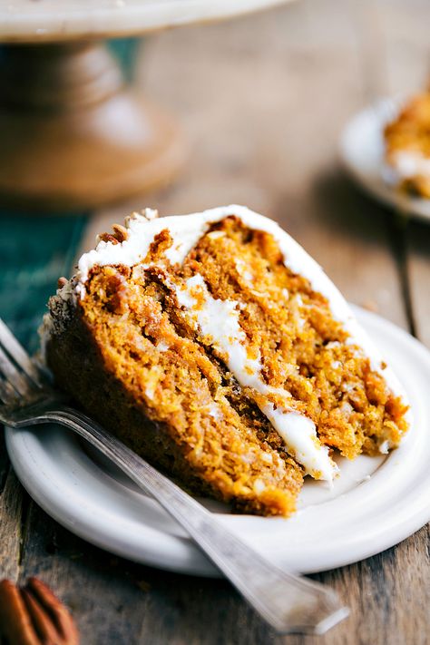 The BEST Carrot Pumpkin Cake - Chelsea's Messy Apron Pumpkin Carrot Cake Recipe, Pecan Carrot Cake, Pumpkin Carrot Cake, Carrot Pumpkin, Soft Pumpkin Cookies, Carrot Spice Cake, Cake Delicious, Pumpkin Chocolate Chip Muffins, Pumpkin Cake Recipes